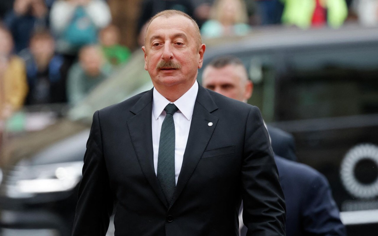 Prezidentə təbriklər gəlməkdədavam edir Prezidentə təbriklər gəlməkdədavam edir