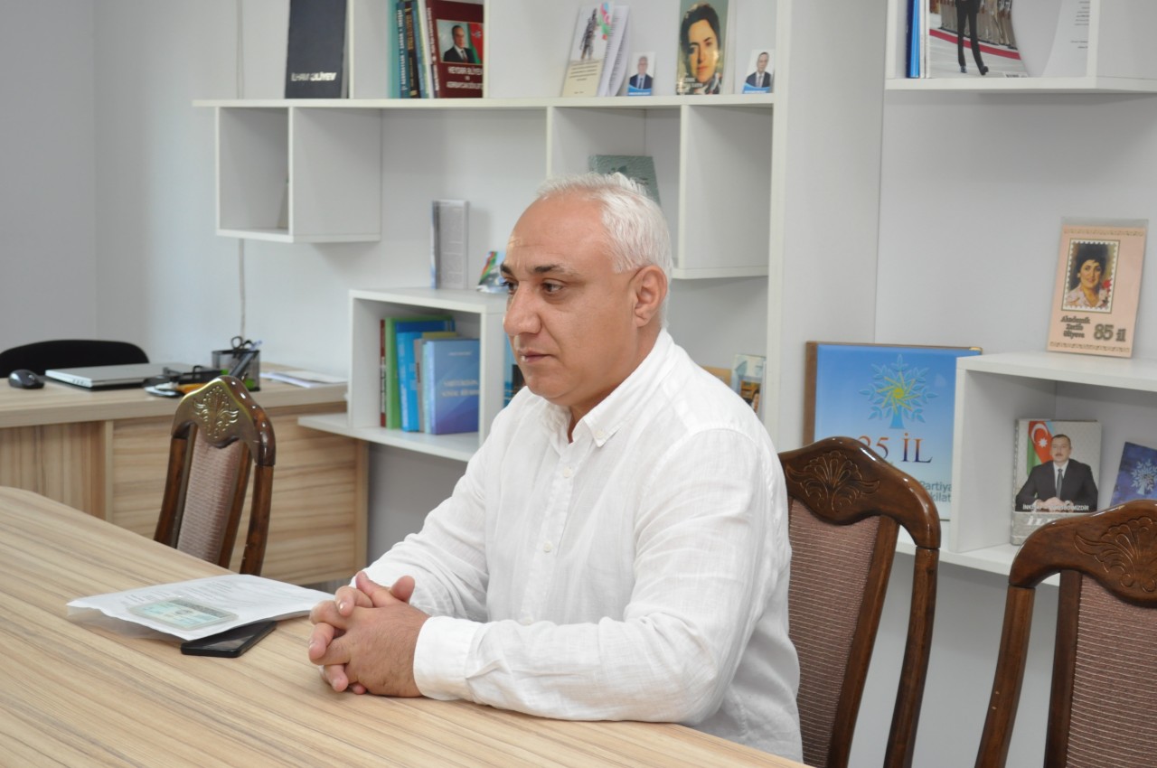 Deputat Samir Vəliyev vətəndaşların müraciətlərini dinlədi - FOTOLAR