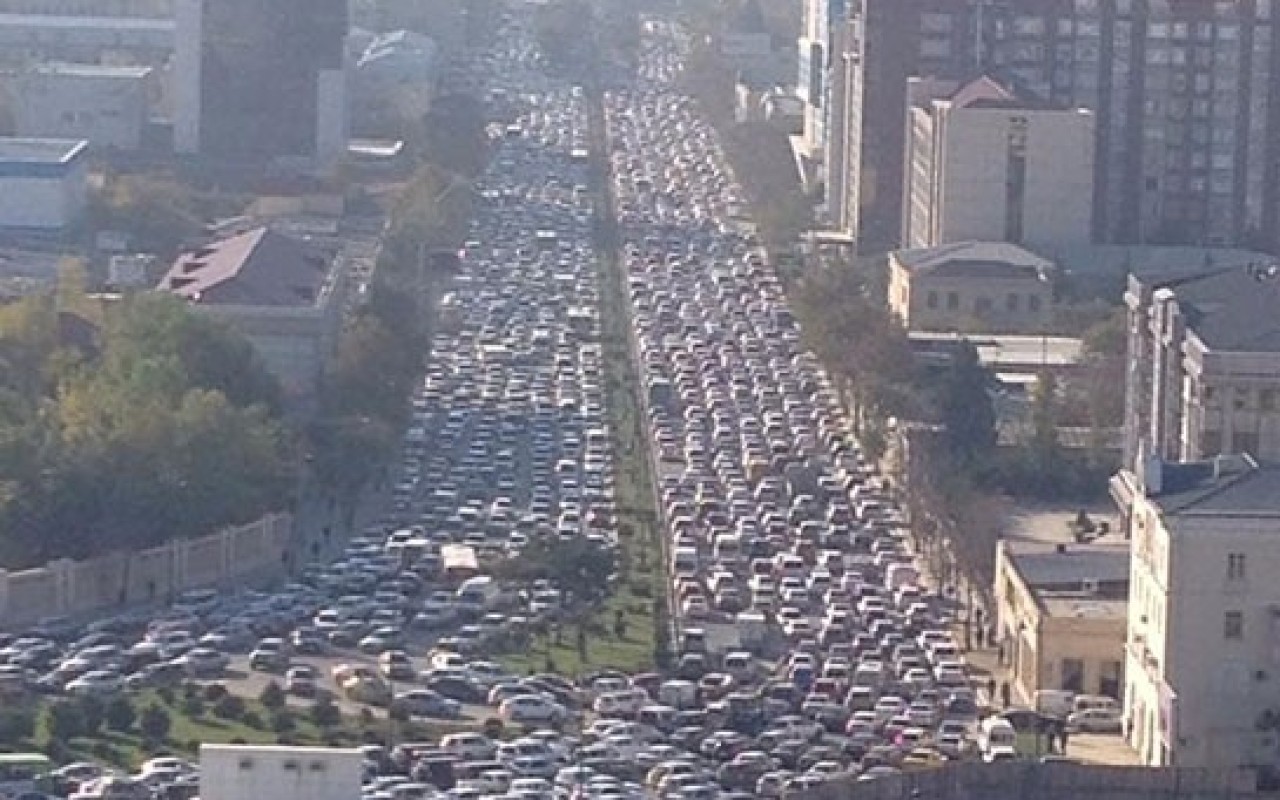 Bu yollarda sıxlıq var- SİYAHI Bu yollarda sıxlıq var- SİYAHI