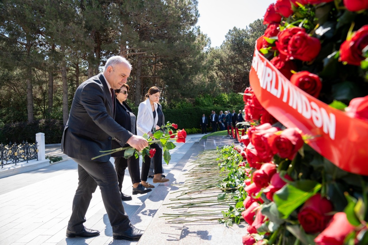Ekologiya və Təbii Sərvətlər Nazirliyi işçiləri peşə bayramını qeyd etdilər - FOTOLAR