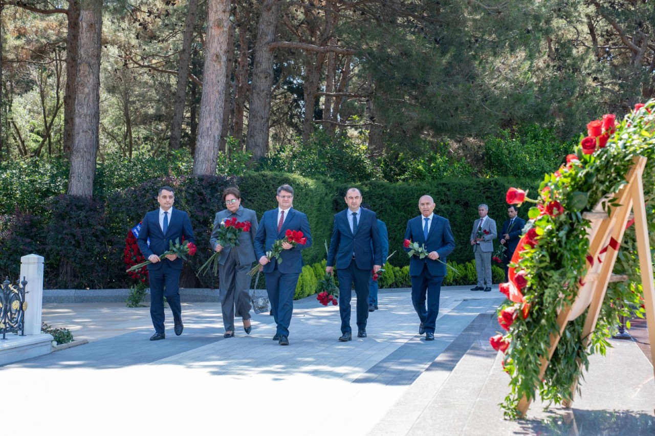Ekologiya və Təbii Sərvətlər Nazirliyi işçiləri peşə bayramını qeyd etdilər - FOTOLAR