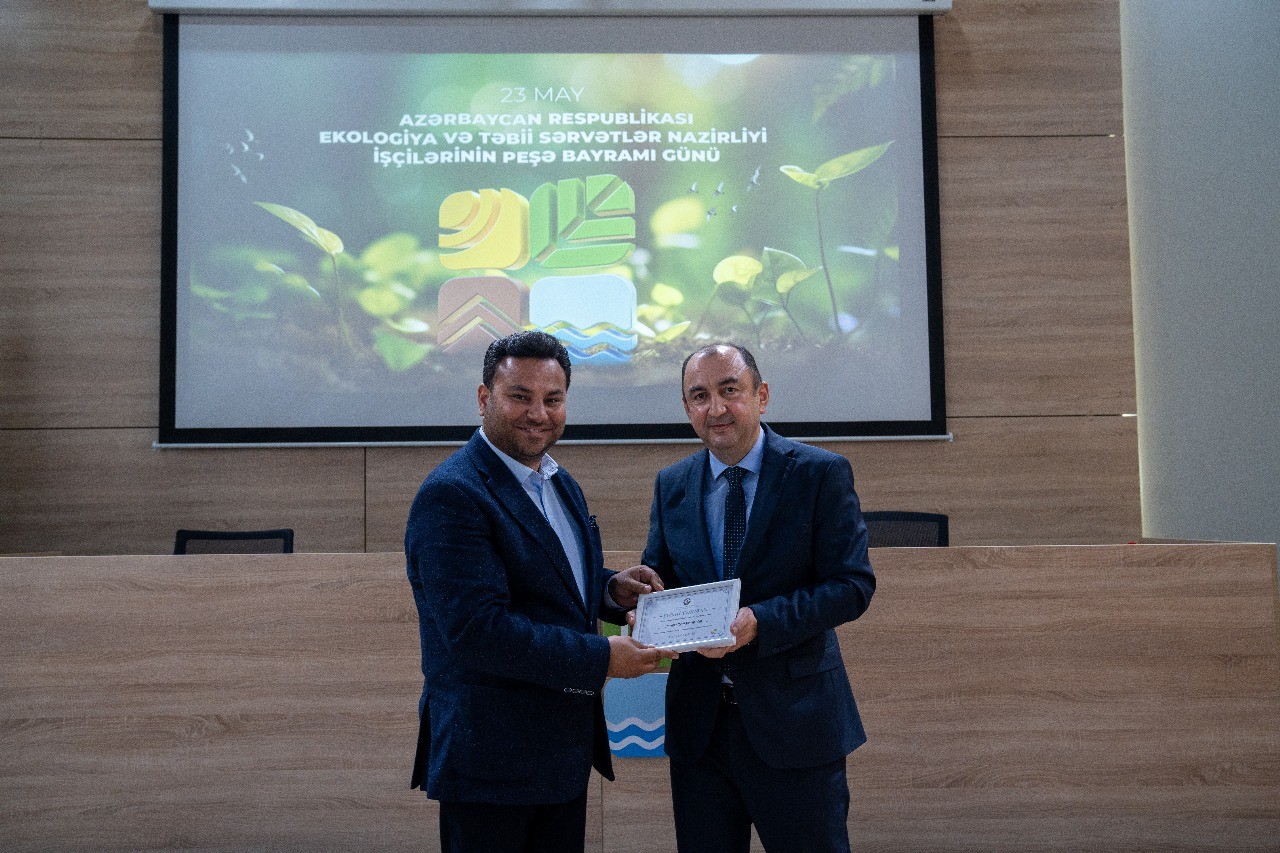 Ekologiya və Təbii Sərvətlər Nazirliyi işçiləri peşə bayramını qeyd etdilər - FOTOLAR