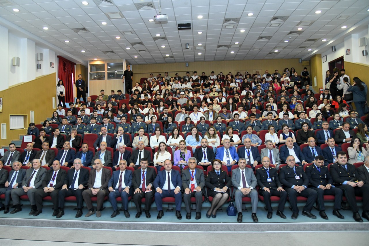 BMU-da elmi konfrans keçirilir - FOTOLAR