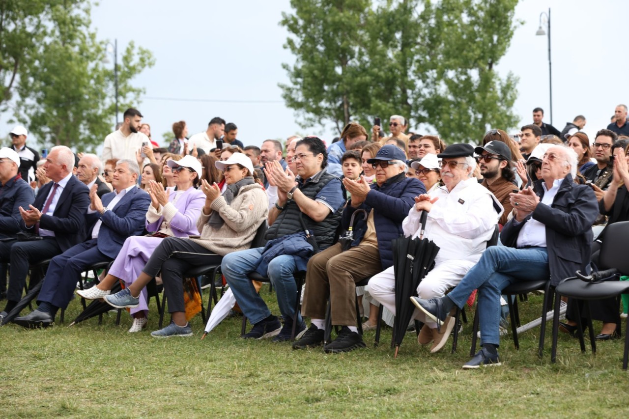 “Xarıbülbül” Beynəlxalq Musiqi Festivalında Polad Bülbüloğlunun konserti olub - FOTOLAR