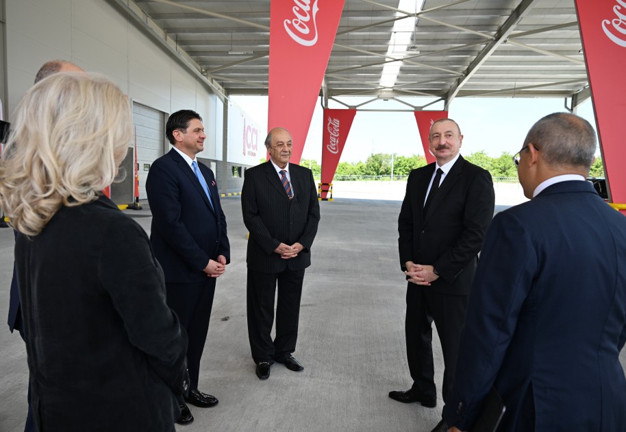 İlham Əliyev "Coca-Cola" zavodunun açılışını etdi - FOTOLAR (YENİLƏNİB)