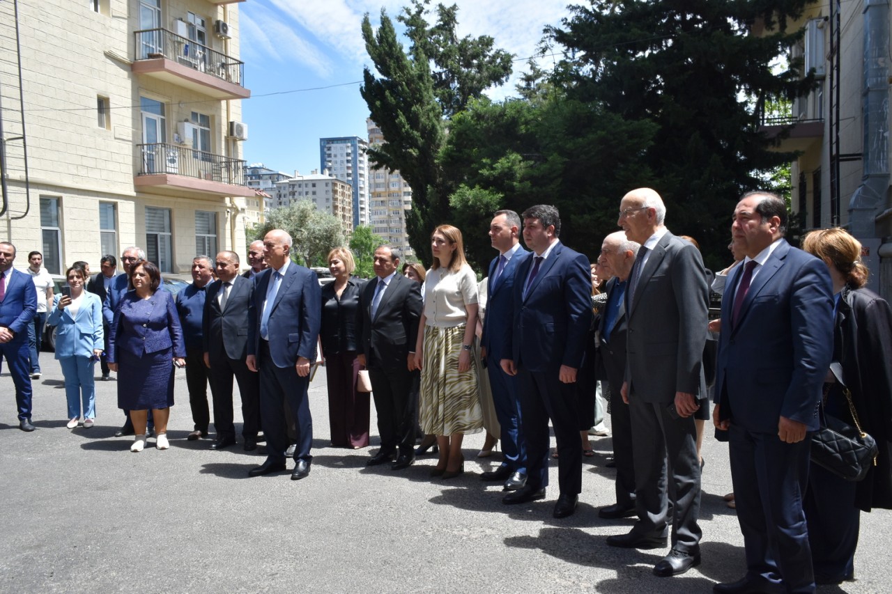 Yasamal rayon ictimaiyyəti Müstəqillik Gününü qeyd edib - FOTOLAR