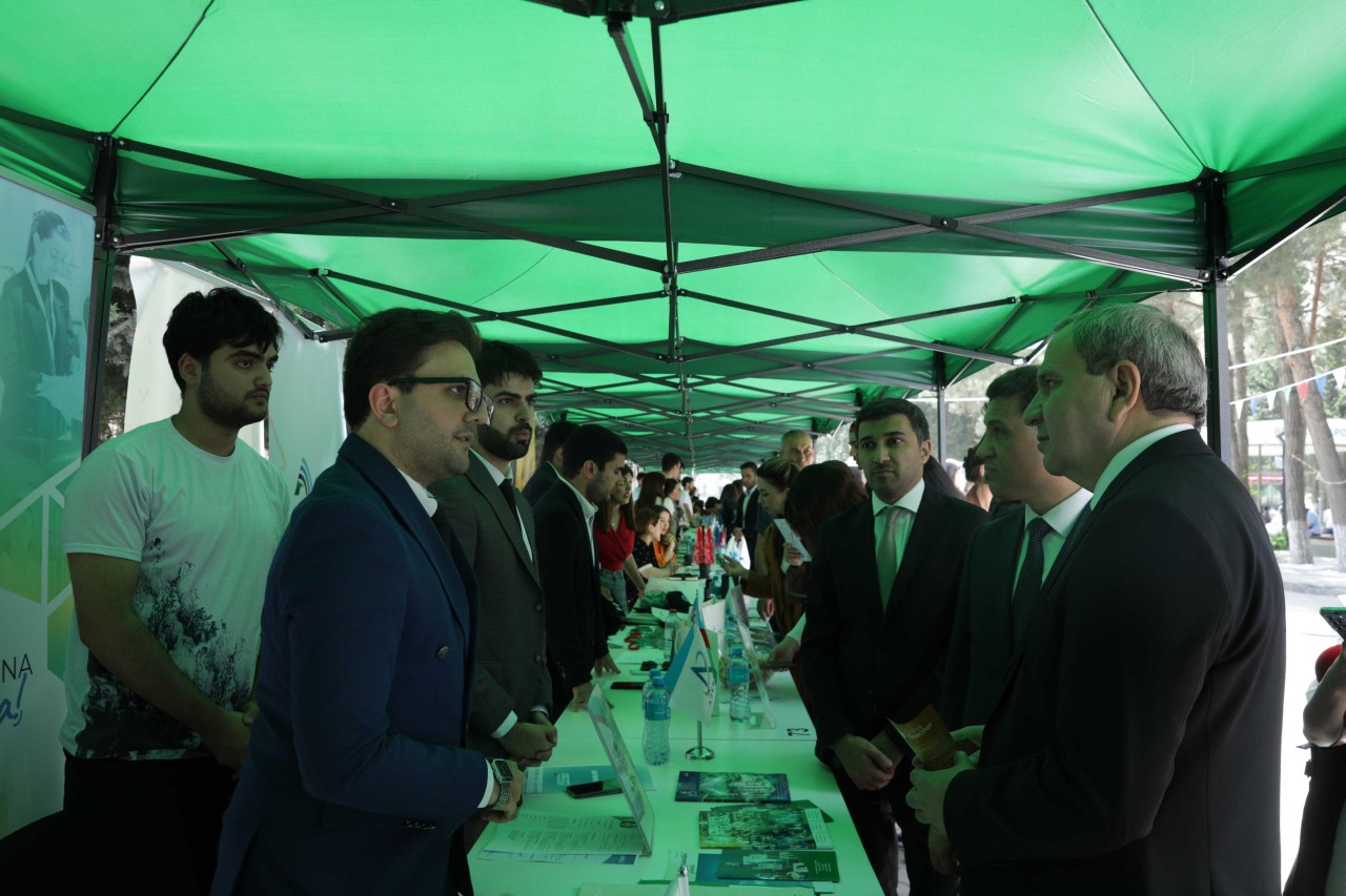 BDU-da Karyera Festivalının açılış mərasimi olub - FOTOLAR