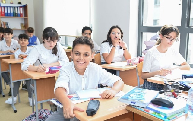 Liseylərə qəbul qaydalarının dəyişməsi ilə bağlıAÇIQLAMA