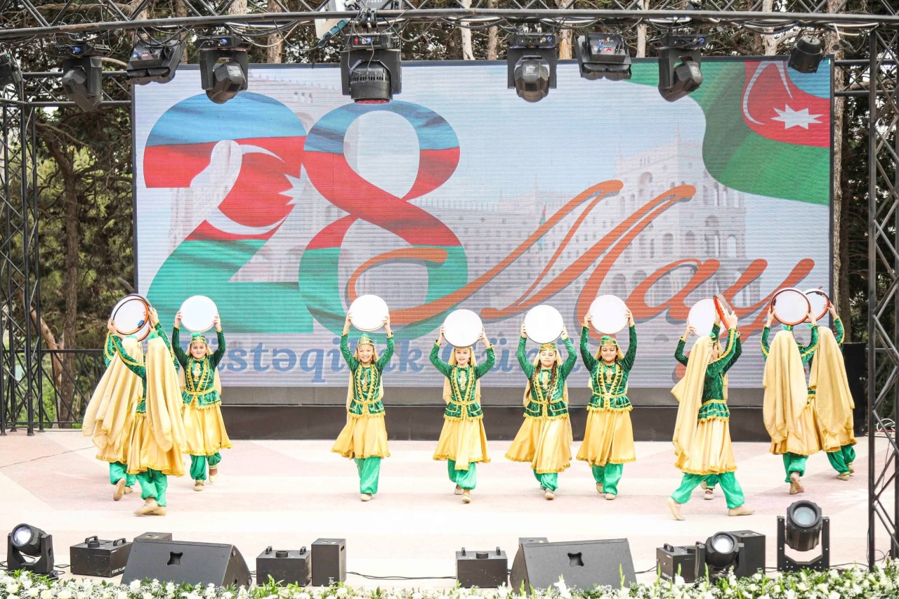 Xətaidə "28 may- Müstəqillik Günü"nə həsr edilmiş bayram konserti - VİDEO+FOTOLAR