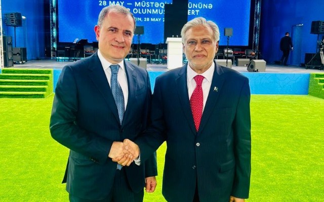 Ceyhun Bayramov pakistanlı həmkarı ilə görüşünə dairpaylaşım etdi Ceyhun Bayramov pakistanlı həmkarı ilə görüşünə dairpaylaşım etdi