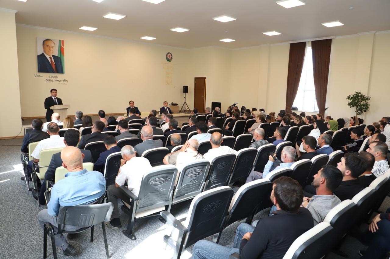 Neftçalanın icra başçısı səyyar görüş keçirib - FOTOLAR