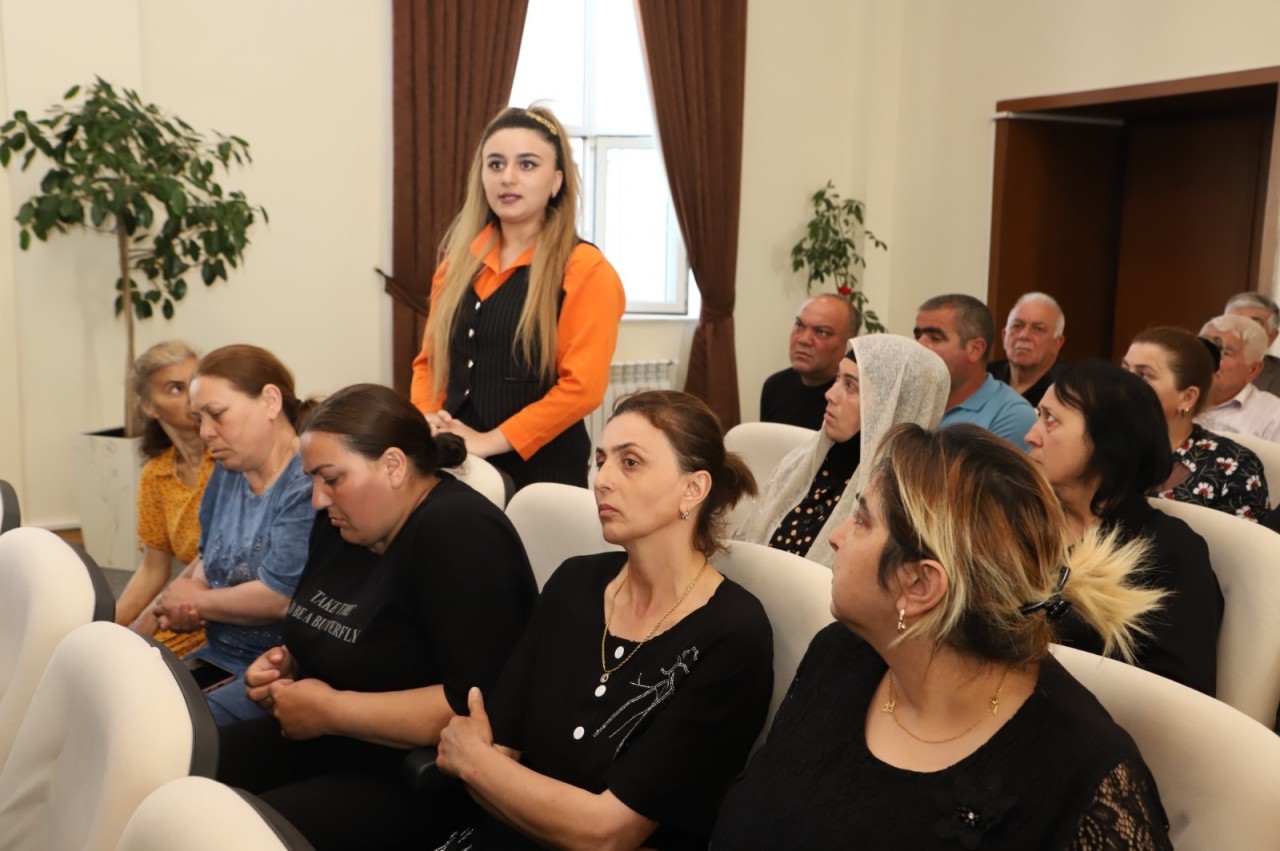 Neftçalanın icra başçısı səyyar görüş keçirib - FOTOLAR