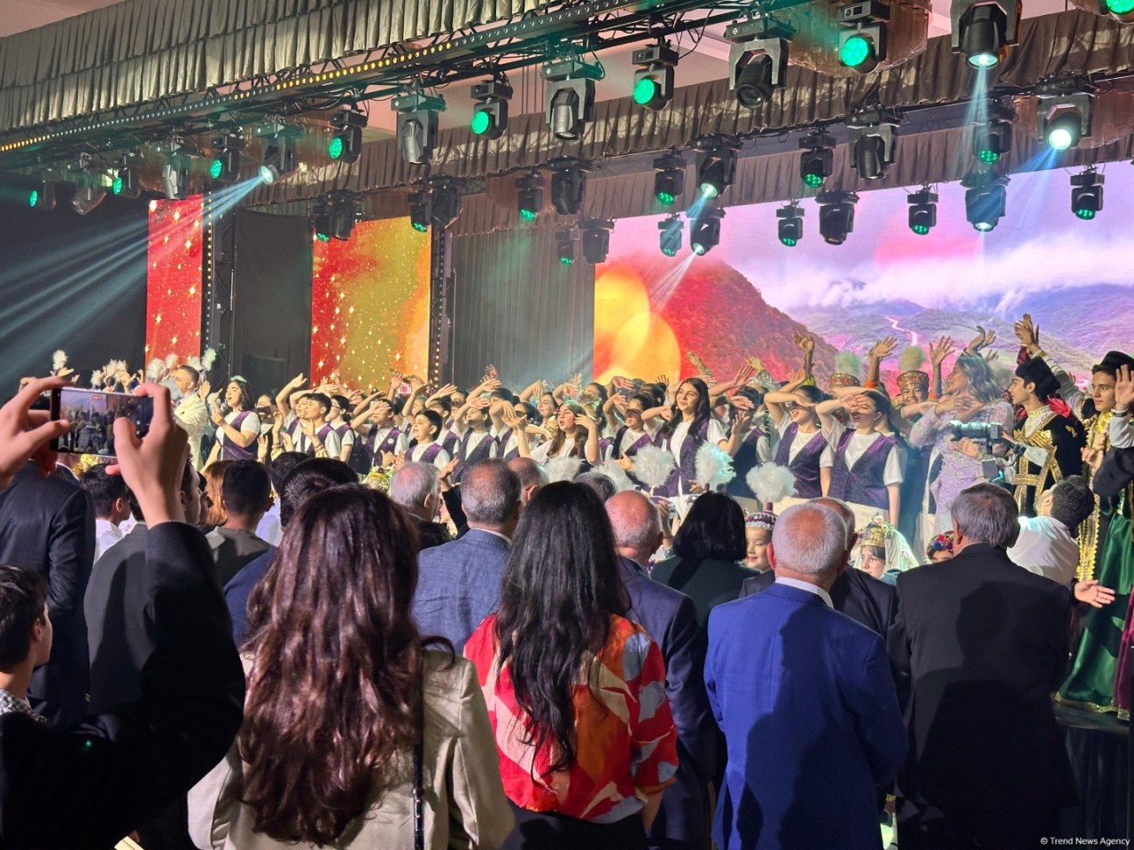 Şuşa beynəlxalq uşaq yaradıcılıq festivalı keçirilib - FOTOLAR