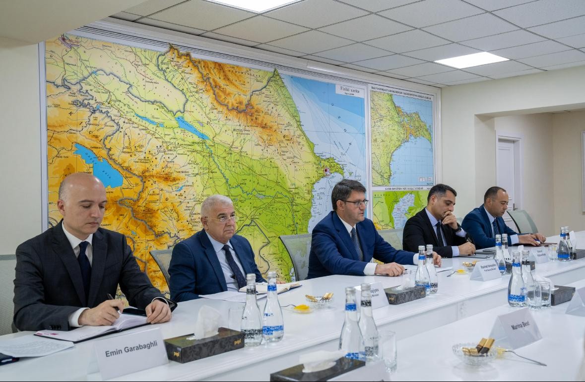 Rəşad İsmayılov Asiya İnkişaf Bankının vitse-prezidenti ilə görüşdü - FOTOLAR