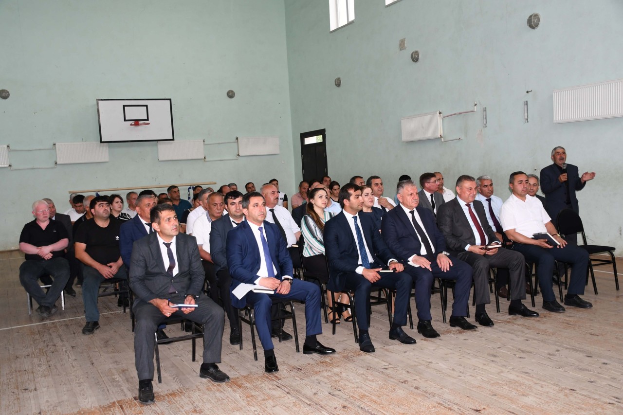 İcra başçısı Vaqif Həsənovun növbəti səyyar qəbul-görüşü keçirildi - FOTOLAR