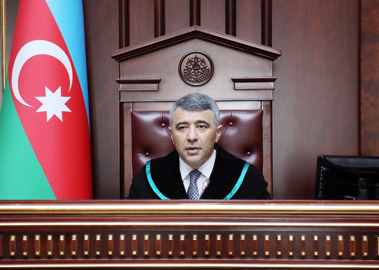 Yeni hakimlər Ali Məhkəmədə and içdilər - FOTOLAR