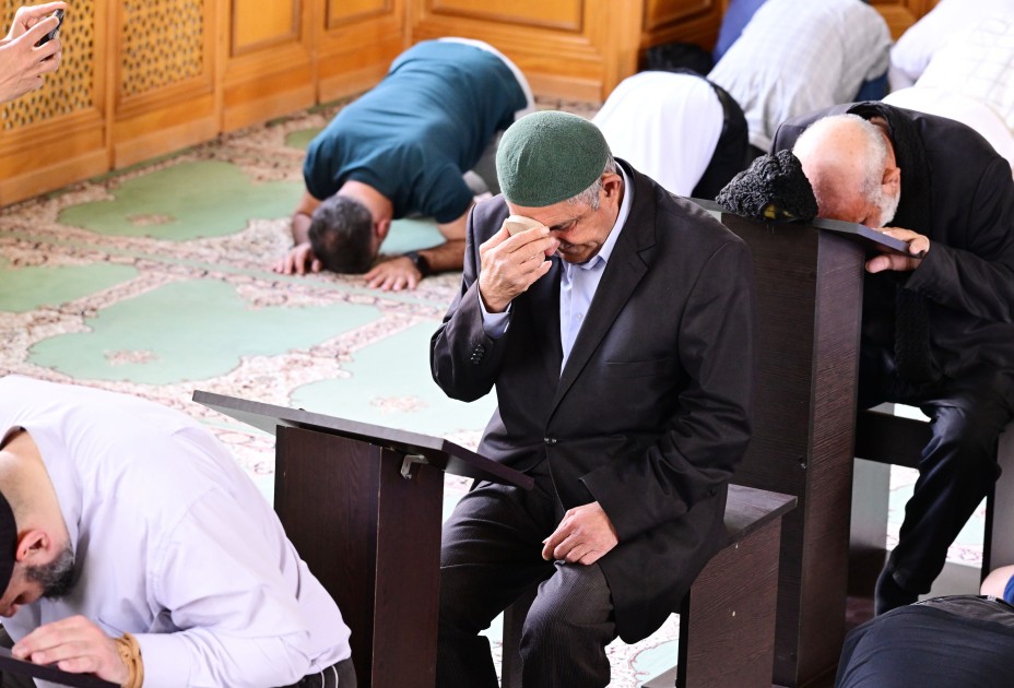 Məscidlərdə bayram namazı qılındı - FOTOLAR