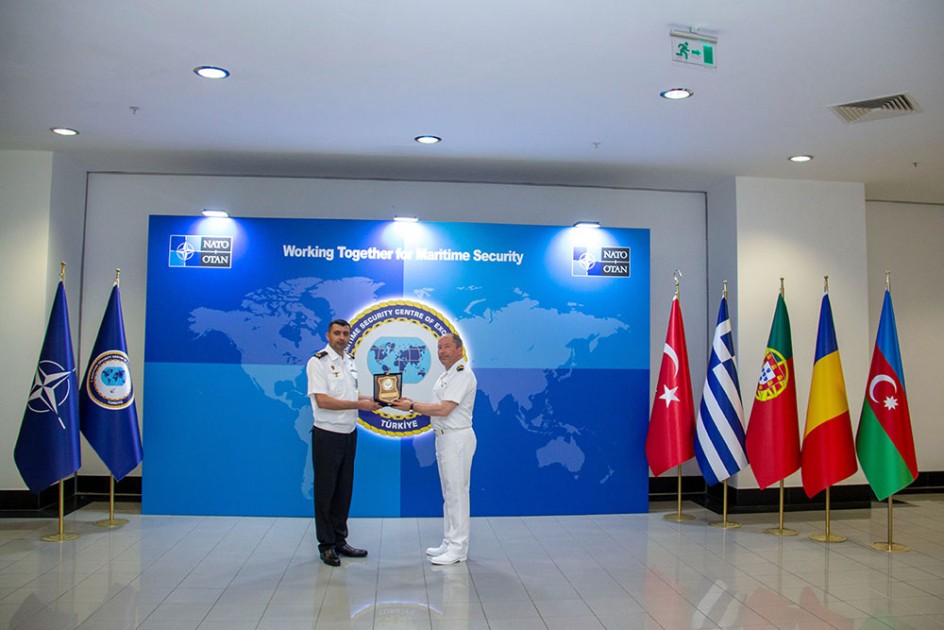NATO DTMM-də Azərbaycan bayrağı qaldırılıb - FOTOLAR