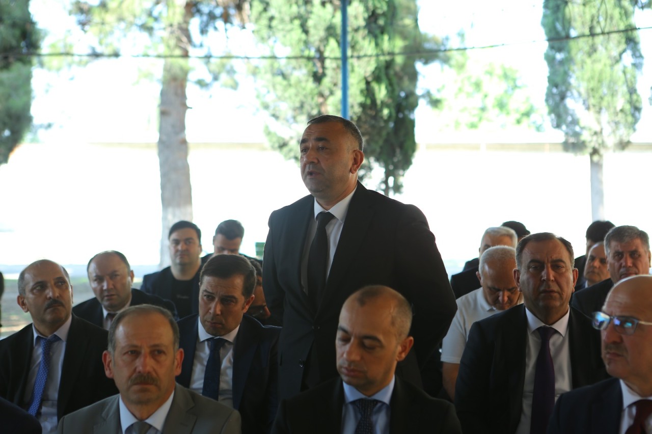 Niyazi Bayramov növbəti dəfə vətəndaşlarla görüşüb - FOTOLAR