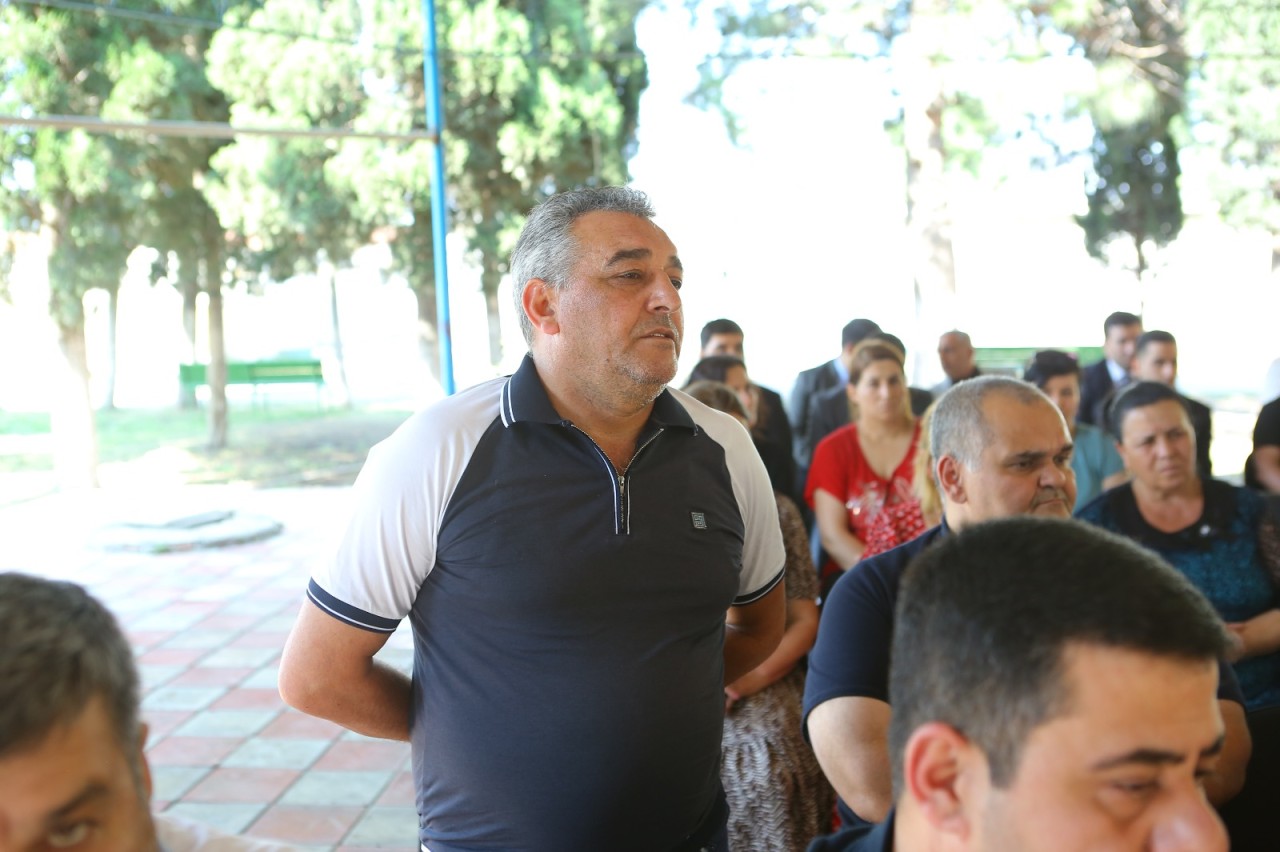Niyazi Bayramov növbəti dəfə vətəndaşlarla görüşüb - FOTOLAR