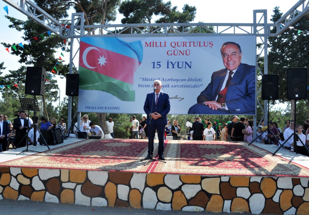 Pirallahıda Milli Qurtuluş Günü münasibətilə tədbir keçirildi - FOTOLAR
