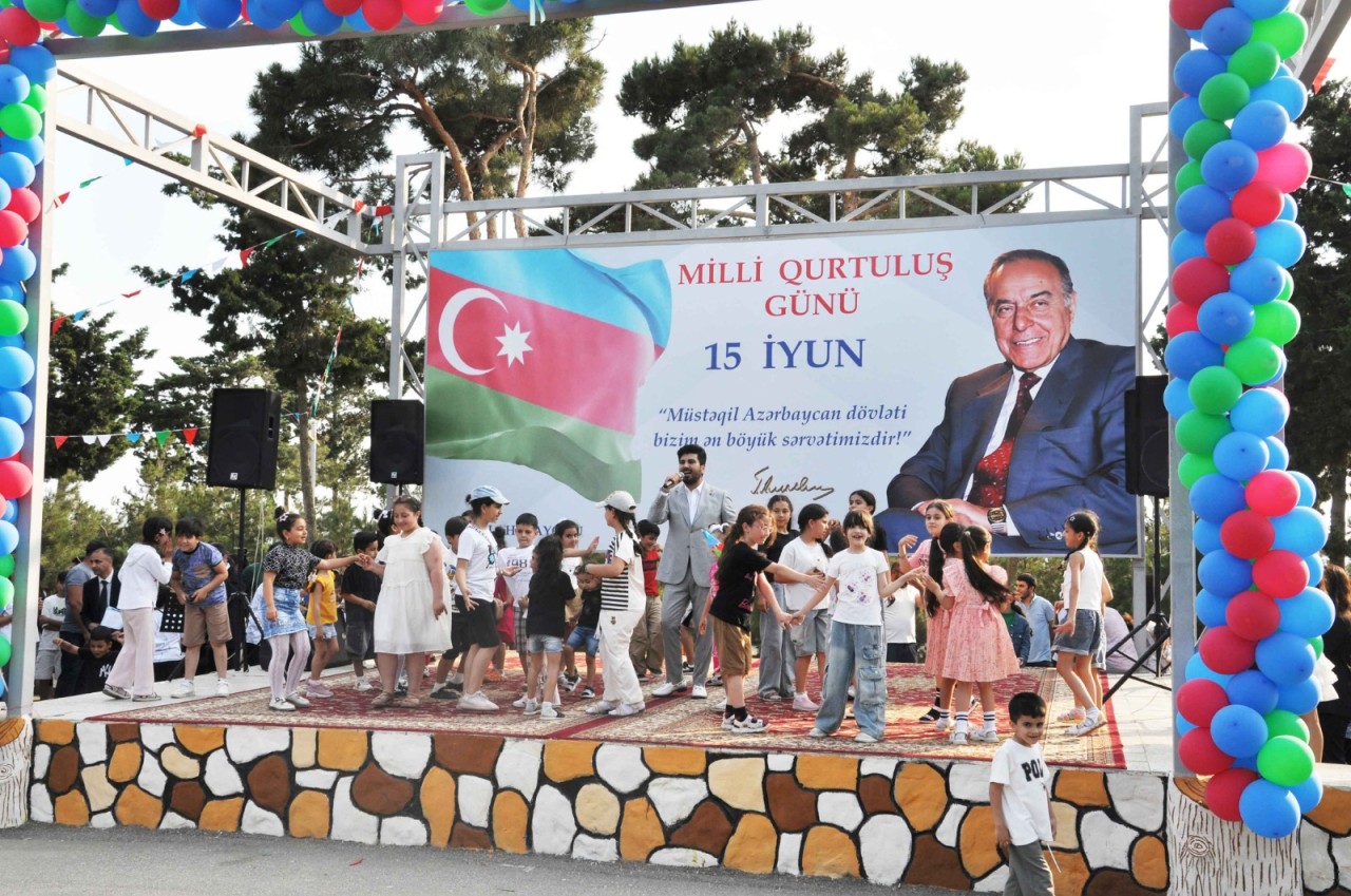 Pirallahıda Milli Qurtuluş Günü münasibətilə tədbir keçirildi - FOTOLAR