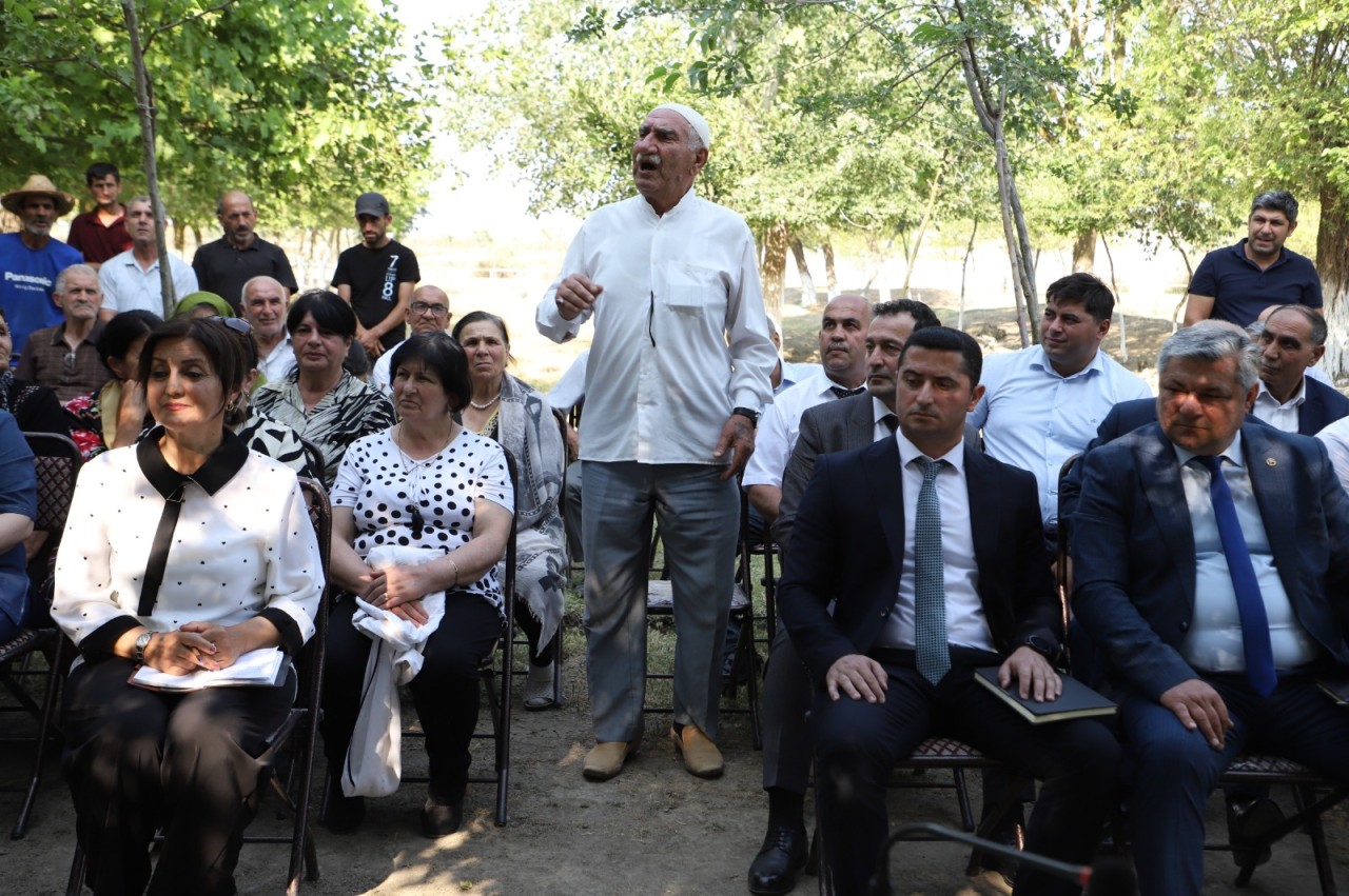 Neftçalanın icra başçısı səyyar görüş keçirib - FOTOLAR