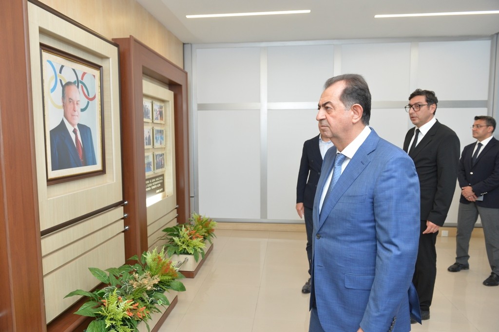 Lənkəranda Boks Mərkəzi əsaslı təmirdən sonra istifadəyə verildi - FOTOLAR