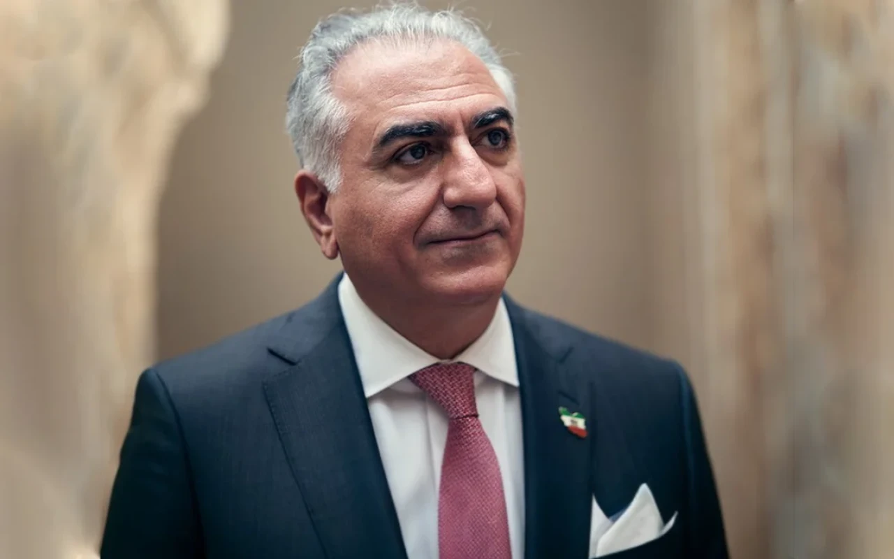 İran şahzadəsi ordunu xalqa qoşulmağaçağırdı İran şahzadəsi ordunu xalqa qoşulmağaçağırdı