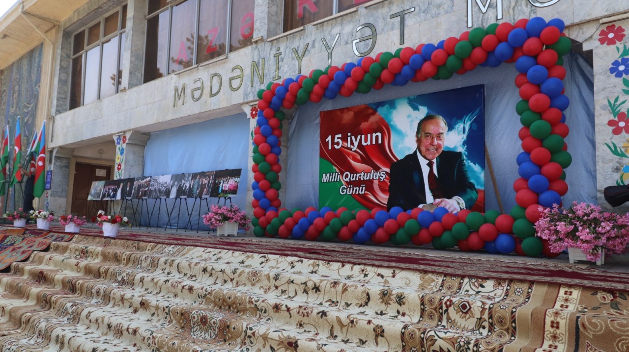 Qazaxda “Qurtuluşun əbədi müəllifi” adlı tədbir keçirildi - FOTOLAR