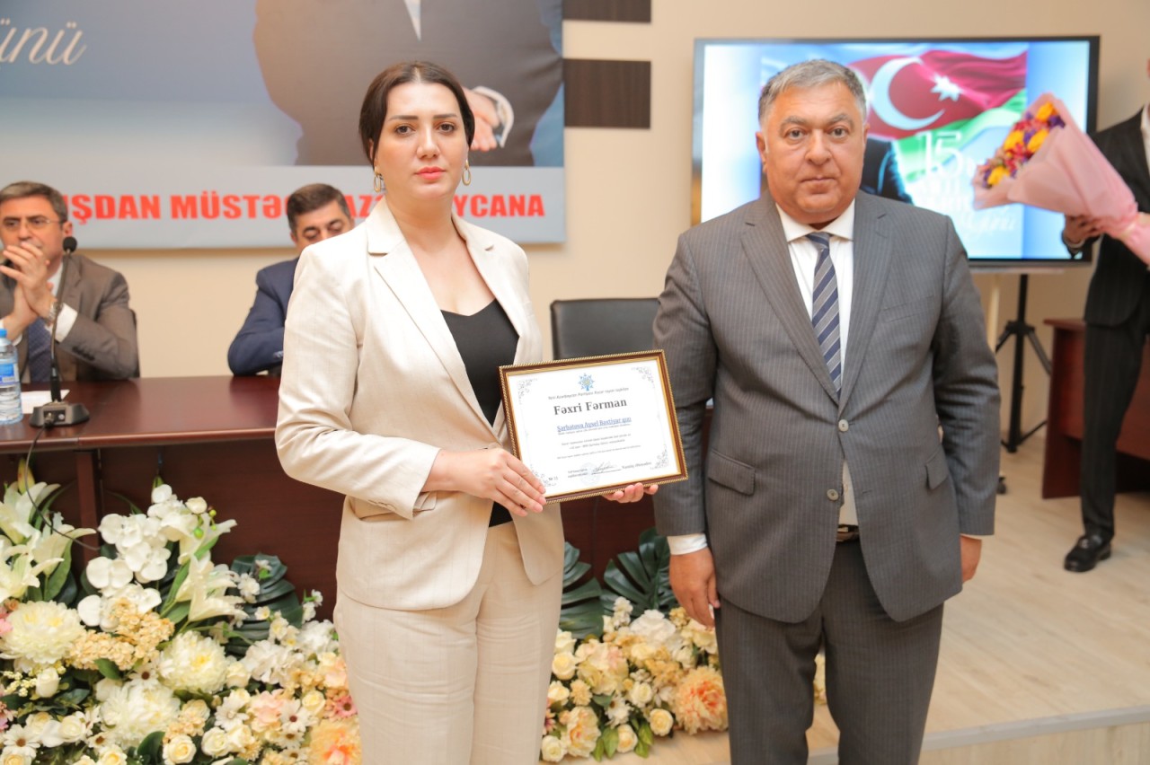 “Milli qurtuluşdan müstəqil Azərbaycana” mövzusunda konfrans - FOTOLAR