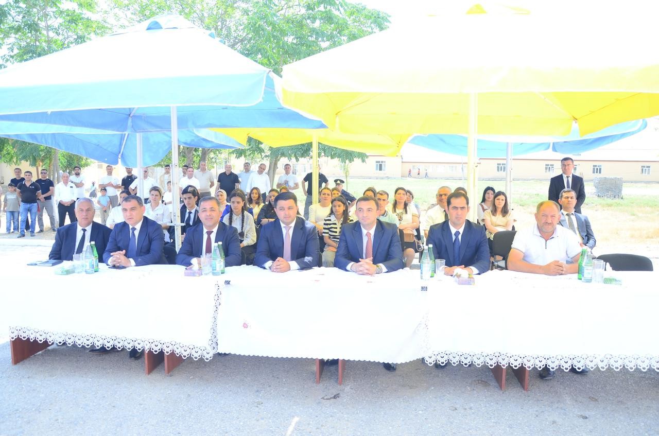 Neftçalada məzun günü qeyd olundu - FOTOLAR