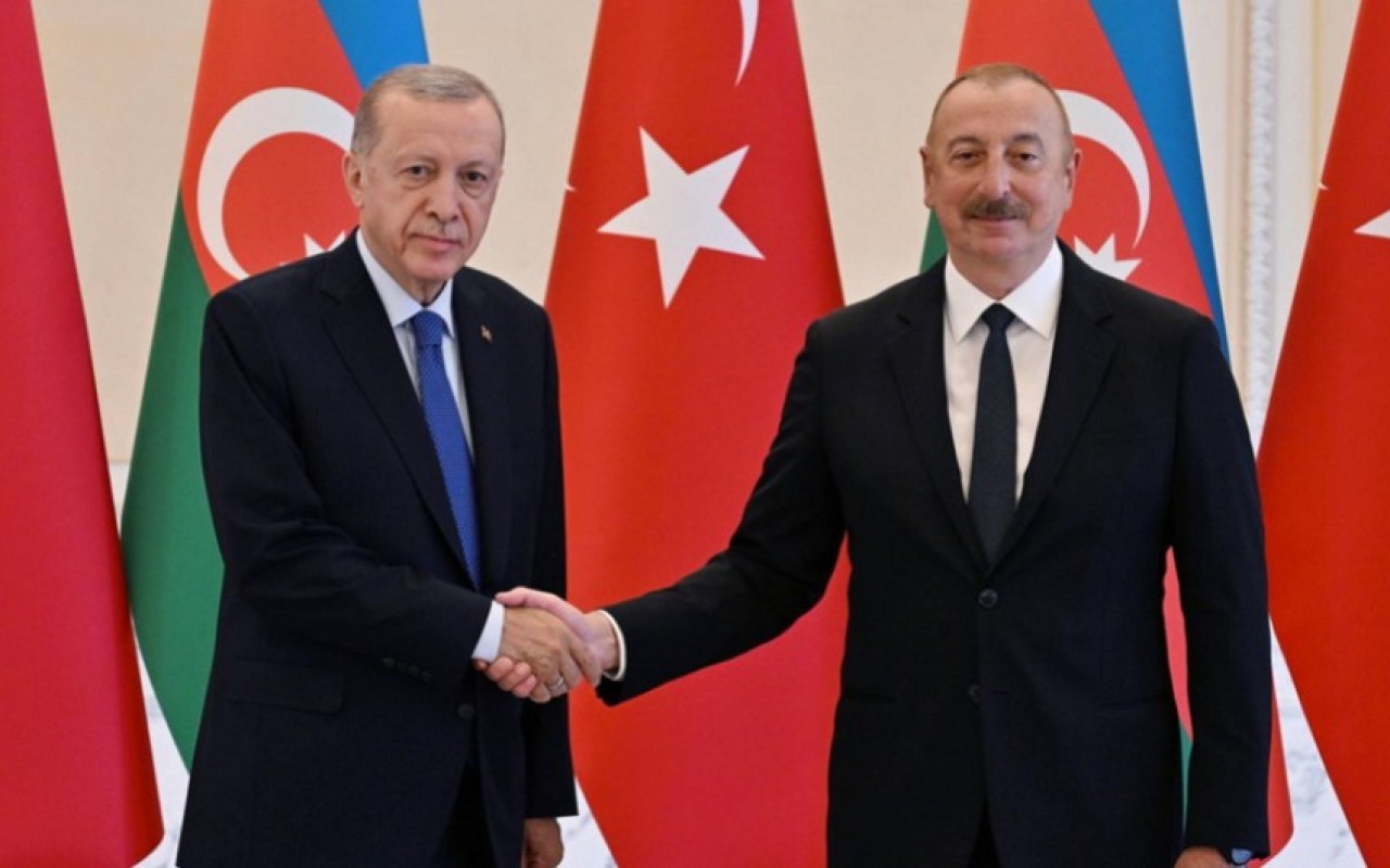 Ərdoğan İlham Əliyevə zəng etdi
