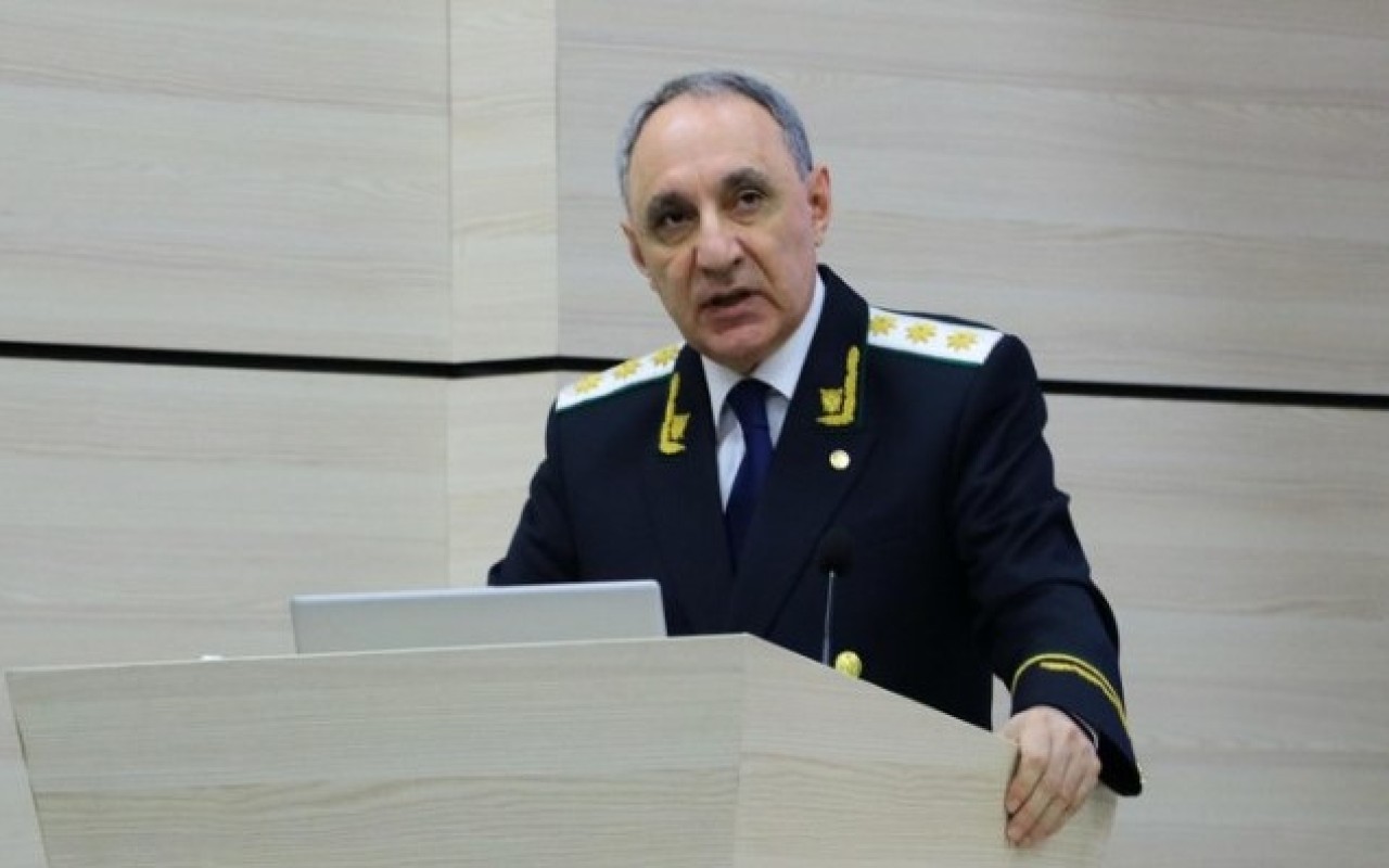 Kamran Əliyev bu rayonun prokurorunuişdən çıxardı - FOTO Kamran Əliyev bu rayonun prokurorunuişdən çıxardı - FOTO