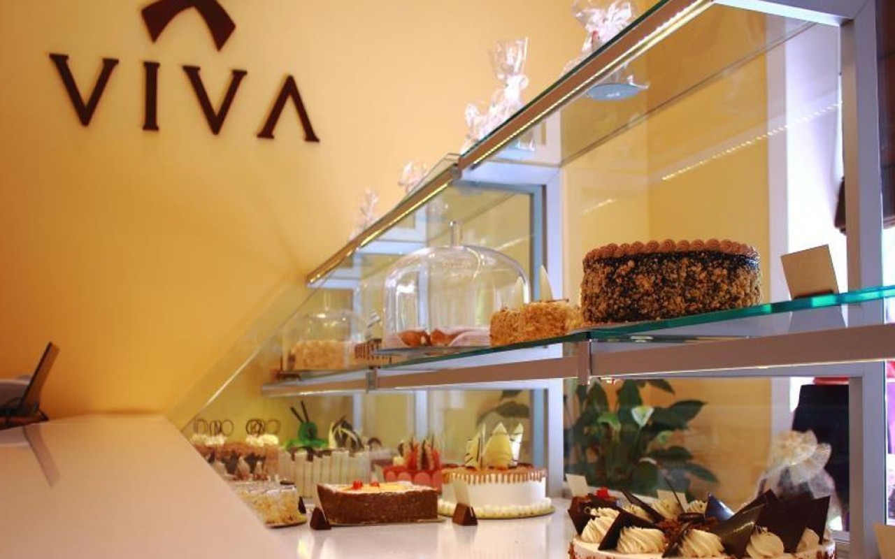 "Viva Desserts"də mallar göstəriləndənbaha satılırmış "Viva Desserts"də mallar göstəriləndənbaha satılırmış