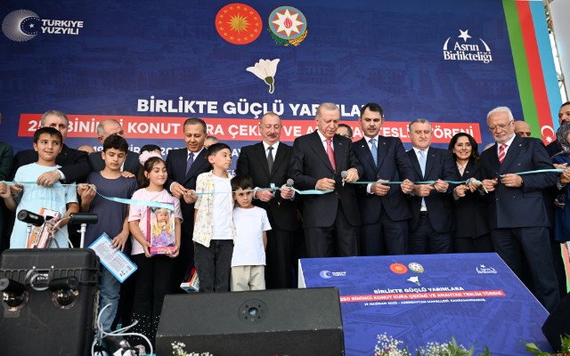 "Azərbaycan" məhəlləsininFOTOLARI "Azərbaycan" məhəlləsininFOTOLARI