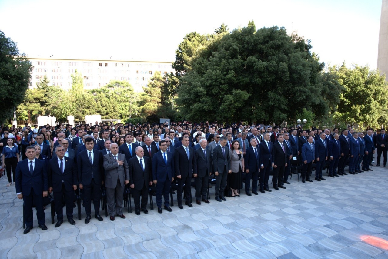AƏSMA-da “Məzun günü” keçirilib - FOTOLAR