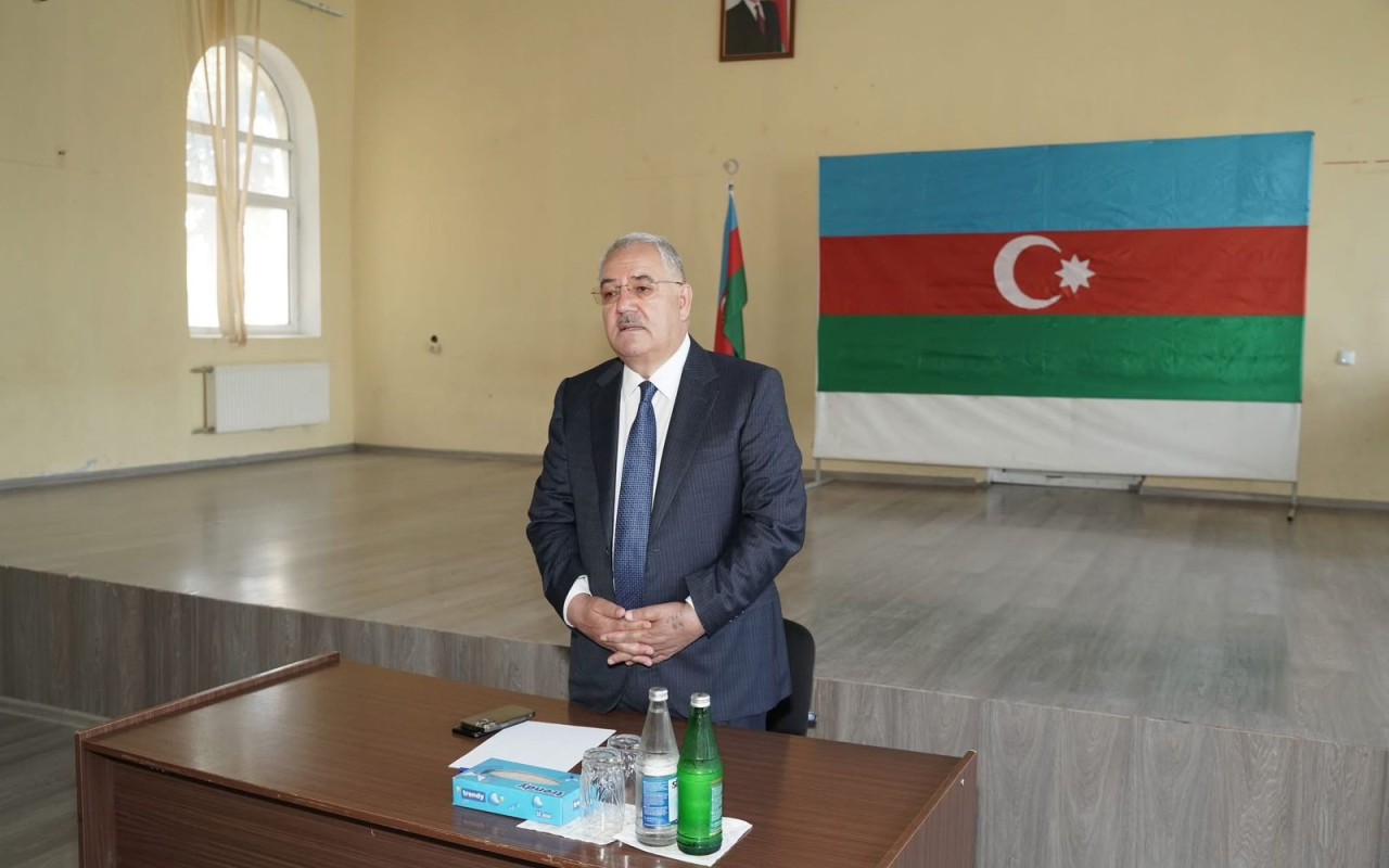 Vaqif Həsənovun növbəti səyyar qəbulu keçirilib -FOTOLAR Vaqif Həsənovun növbəti səyyar qəbulu keçirilib -FOTOLAR