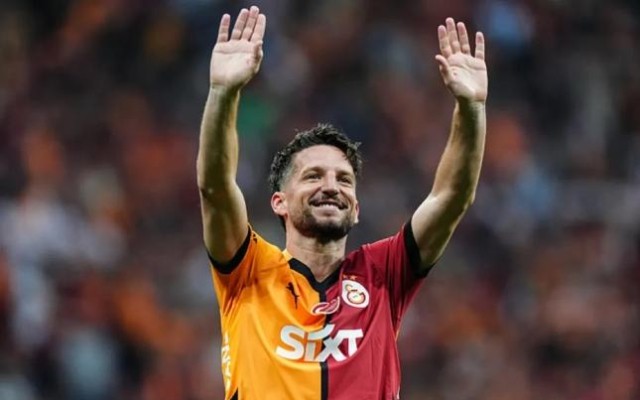 Tanınmış futbolçu karyerasınıbaşa vurdu