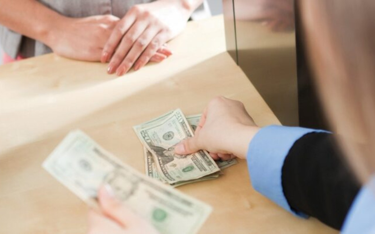 Xarici maliyyə mənbələri ilə bağlı bank əməliyyatlarısərtləşdirilir Xarici maliyyə mənbələri ilə bağlı bank əməliyyatlarısərtləşdirilir