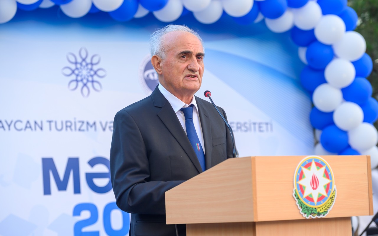 ATMU-da ”Məzun 2025” adlı tədbir keçirilib -FOTOLAR ATMU-da ”Məzun 2025” adlı tədbir keçirilib -FOTOLAR