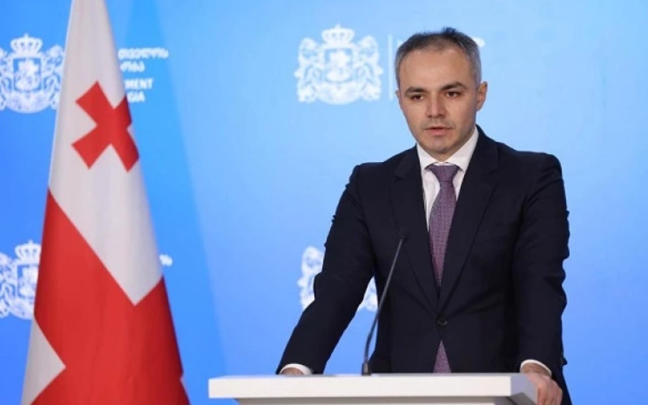 Bir il olmamış nazir vəzifəsindənistefa verdi