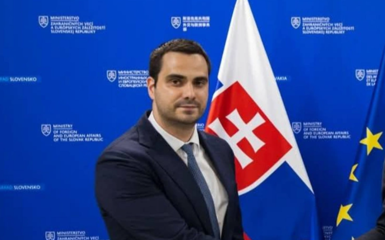 Slovakiya Elçin Qasımovu Azərbaycanasəfir təyin etdi Slovakiya Elçin Qasımovu Azərbaycanasəfir təyin etdi