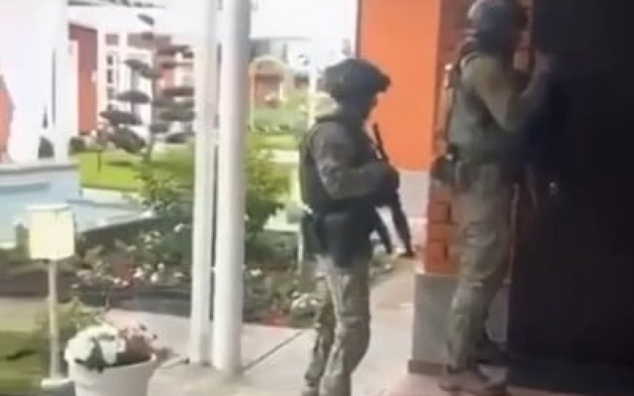 Rusiyada azərbaycanlı iş adamları, diaspor rəhbəri və oğlu saxlanıldı- VİDEO Rusiyada azərbaycanlı iş adamları, diaspor rəhbəri və oğlu saxlanıldı- VİDEO