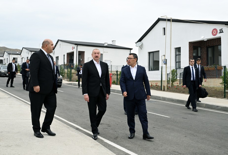 Prezidentlər Ağdamın Xıdırlı kəndinin 1-ci mərhələsinin açılışında - FOTOLAR