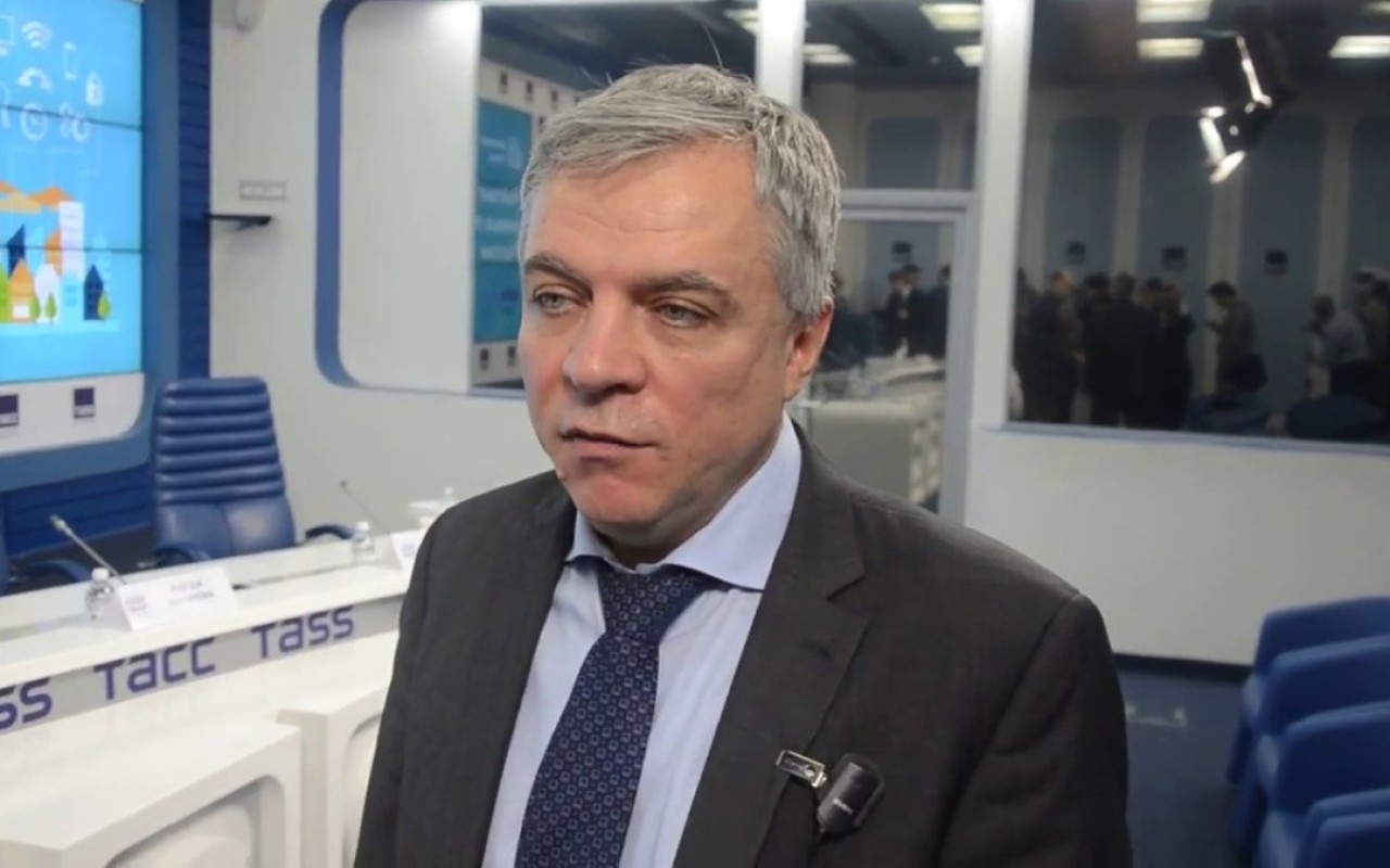 “Transneft”in vitse-prezidenti pəncərədən yıxılıböldü “Transneft”in vitse-prezidenti pəncərədən yıxılıböldü