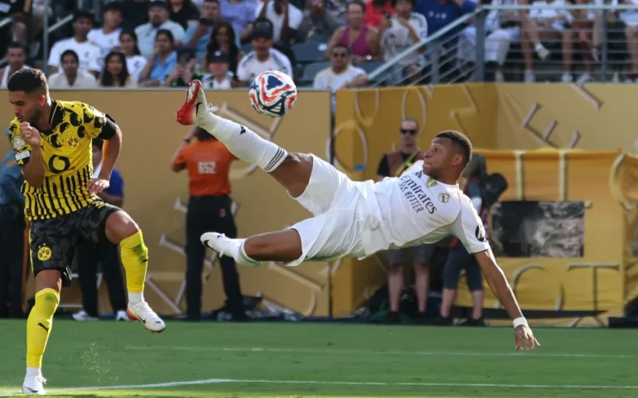 Mbappe “Real”ın tarixinə düşdü Mbappe “Real”ın tarixinə düşdü