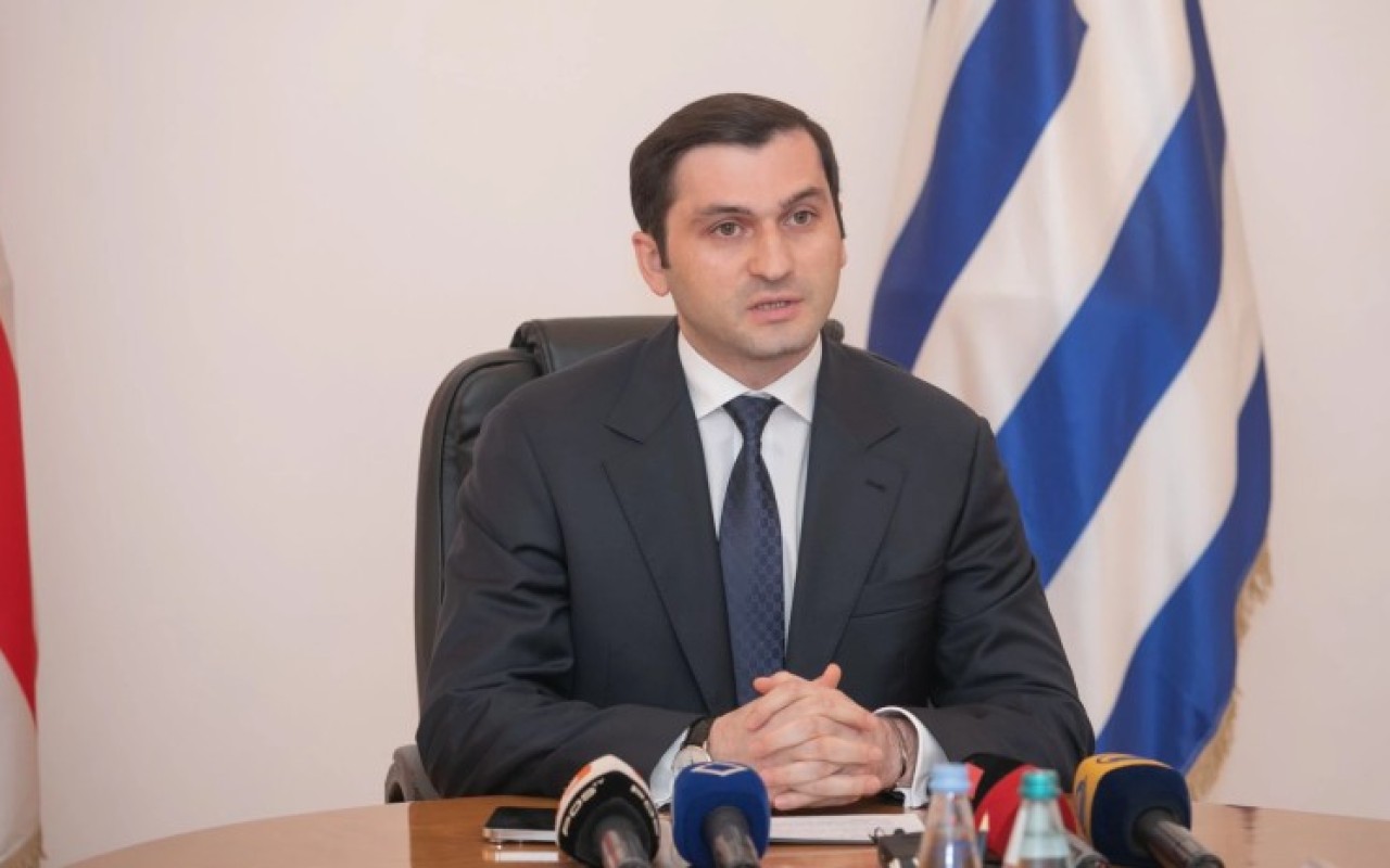 Özünü güllələyən keçmiş hökumət başçısıTürkiyəyə göndərildi Özünü güllələyən keçmiş hökumət başçısıTürkiyəyə göndərildi