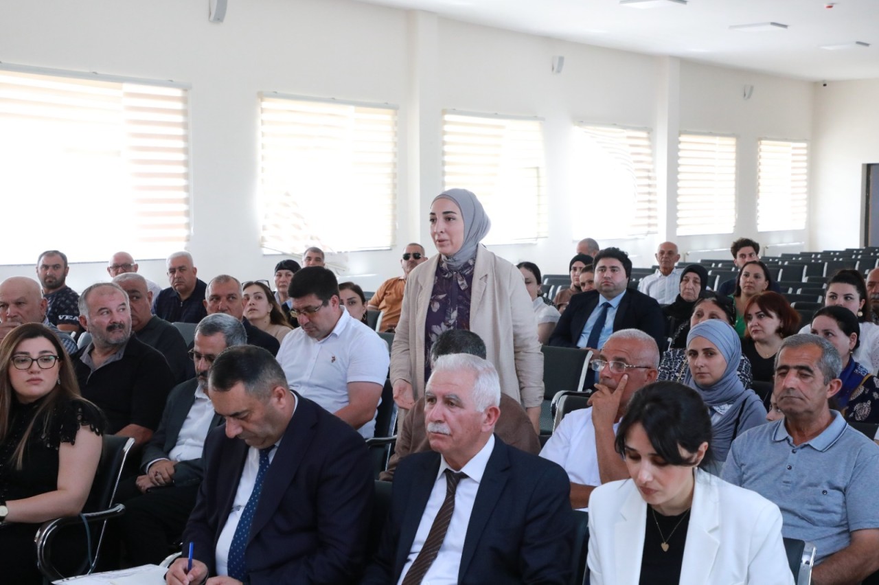 Adil Əliyev vətəndaşlarla növbəti səyyar görüş keçirdi - FOTOLAR