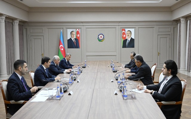 Əli Əsədov pakistanlı nazirləmüzakirə apardı